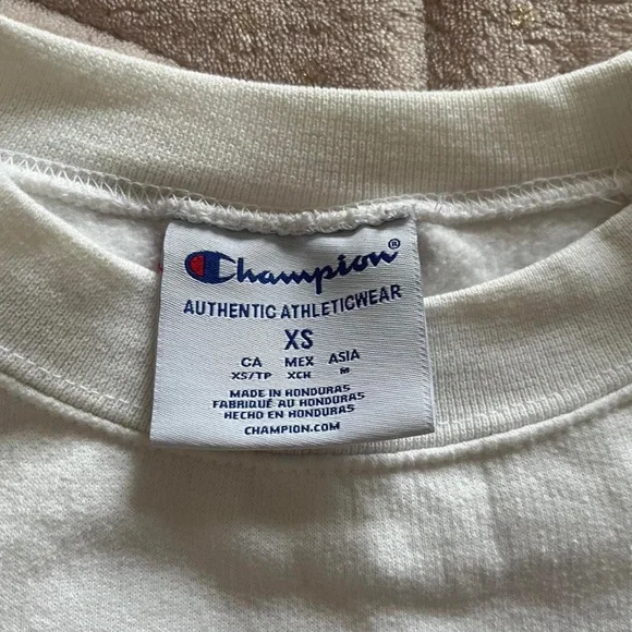 Champion Mens white crewneck sweater size XS - Picture 3 of 3